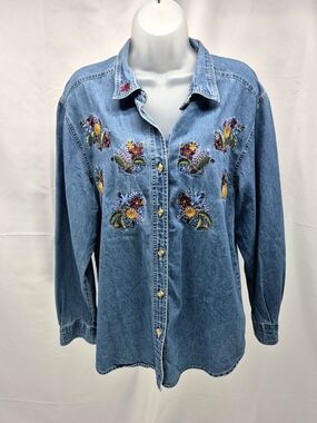 Vintage Bobbie Brooks Floral Embroidered Denim Button Up Shirt 100% Cotton Large
